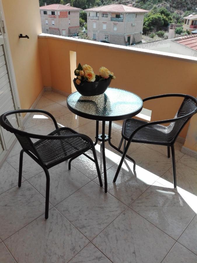 Appartamento Sa Molina Bosa Exterior foto